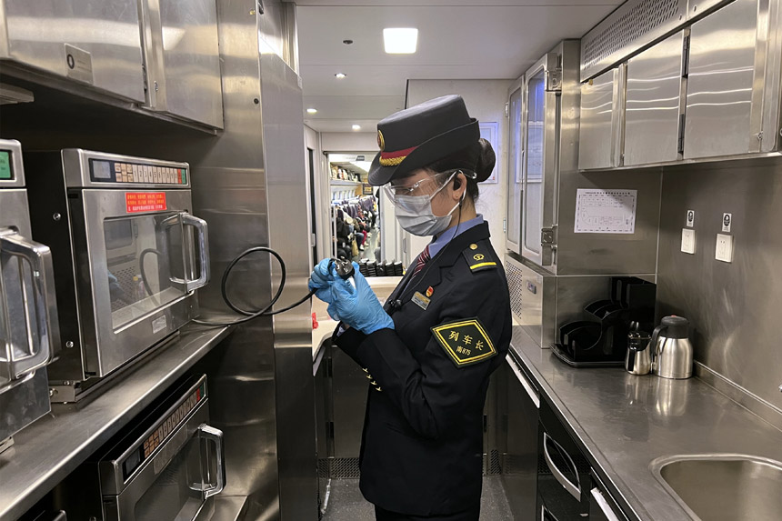 ����܇��܇�����g���K������|���^�z�����������z