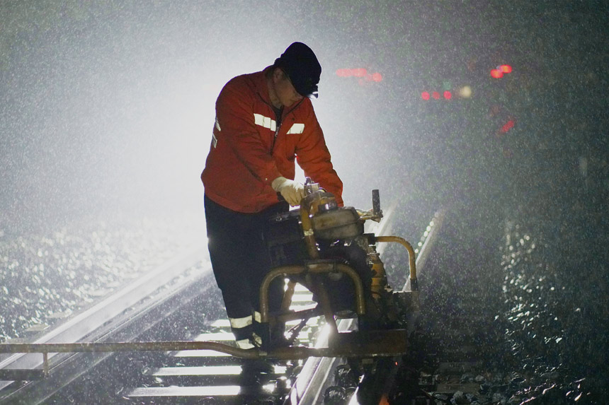 ���I�ˆTʹ�õ�����ĥ�C�M�о�����ĥ����������˼������ض��E�����S犞I�z