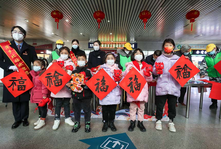 �ÿ�չʾ�Iȡ�Ĵ����Ʒ�����|�z