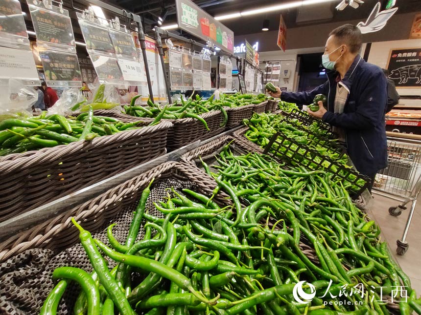 ���������xُ������ ����W �r��z