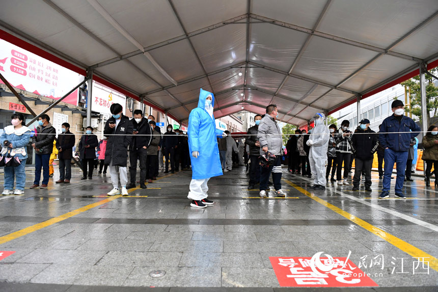 �h�T�ɲ���־Ը���ڬF���M�������������F����Ȼ������ ����W �r��z