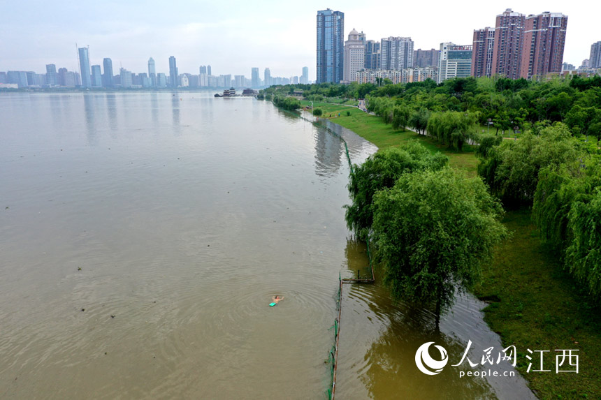 �܏���������΁�ˮӰ����M���ϲ���ˮλ�����ϝq���D���M���ϲ���ˮλ���r�� ����W �r��z