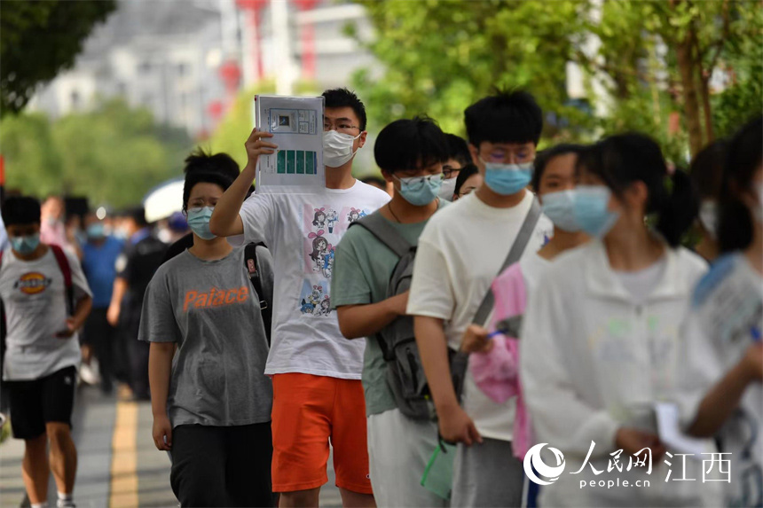 ����������������ʂ��M�뿼���� ����W �r��z