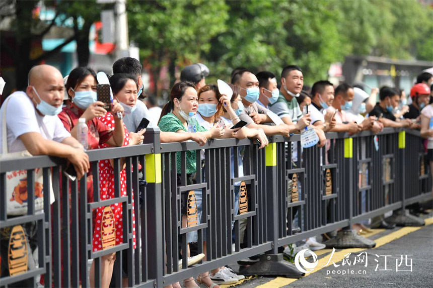 �mȻ�����ѽ��M�뿼�������Ϳ��ļ��L���ڿ�����Ⱥ��� ����W �r��z