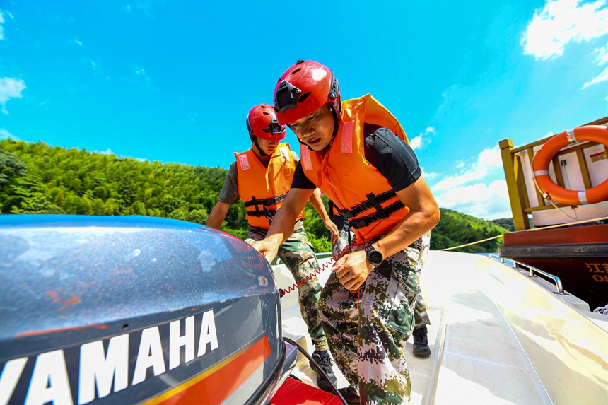 防汛搶險應急演練活動現場。詹繼成攝