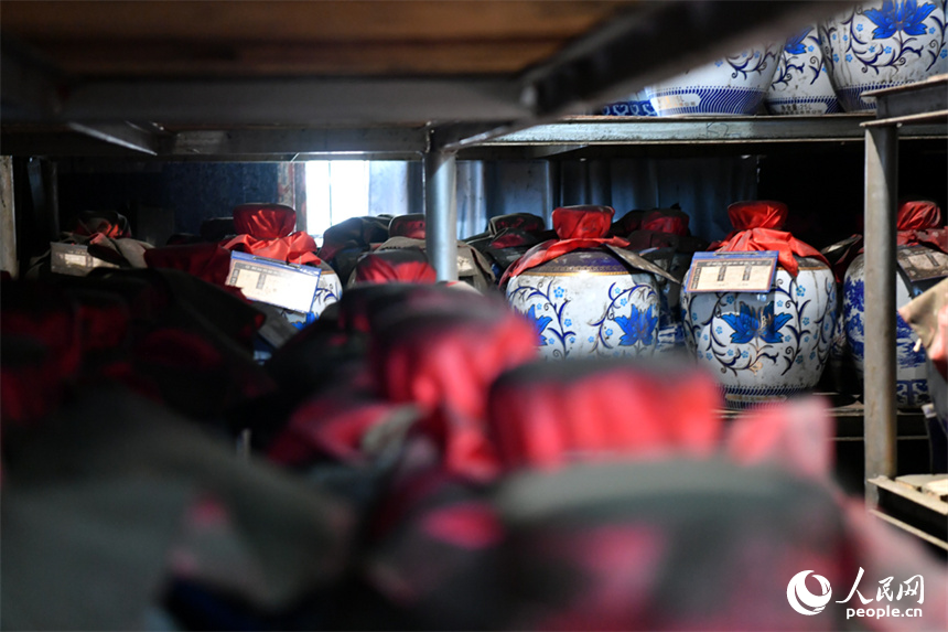 李渡元代燒酒作坊遺址內的老酒庫。 人民網記者 時雨攝