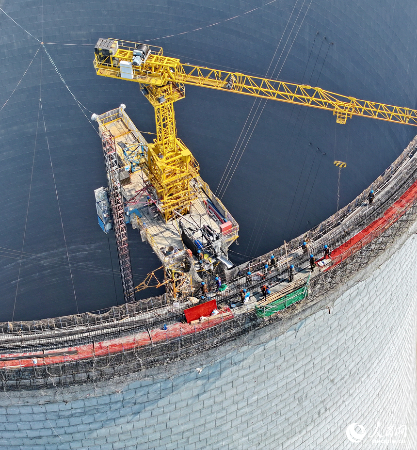 九江市湖口縣高新技術產業園區的一家火力發電廠二期2×1000MW項目正在建設中。朱海鵬攝