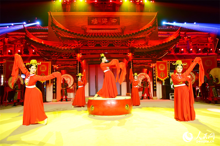 上下老街開街運營活動現場。人民網 朱海鵬攝