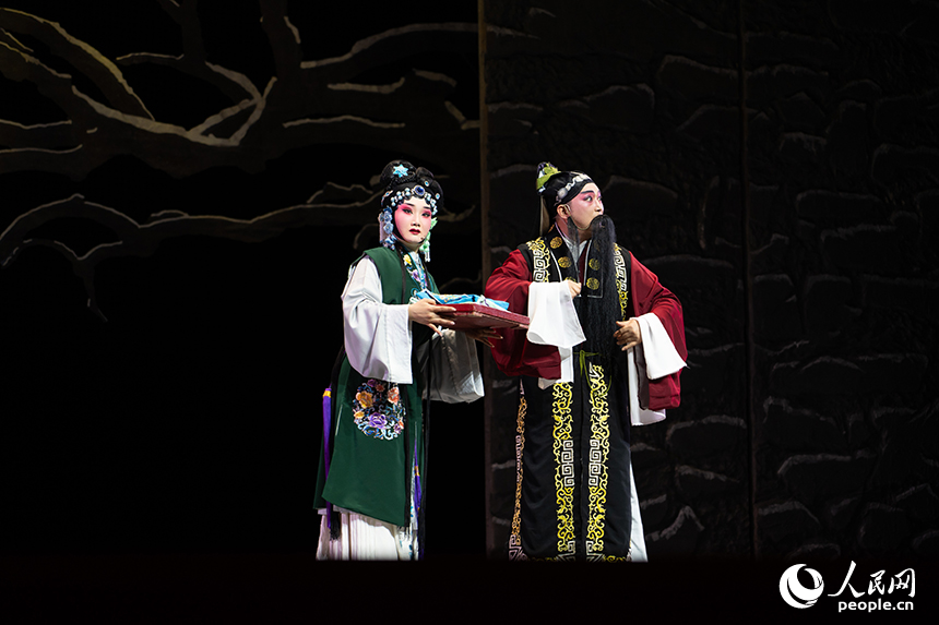 推優展演劇目《蘆花絮》展演現場。人民網 龍楚良攝